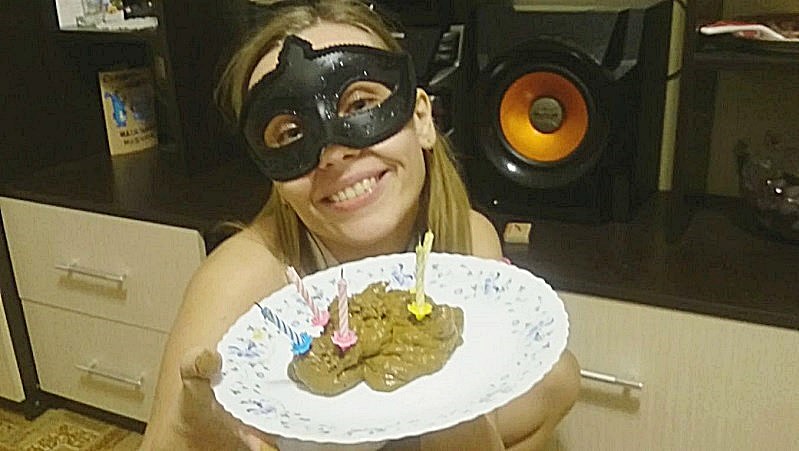 Brown Wife - Cake Of Shit
